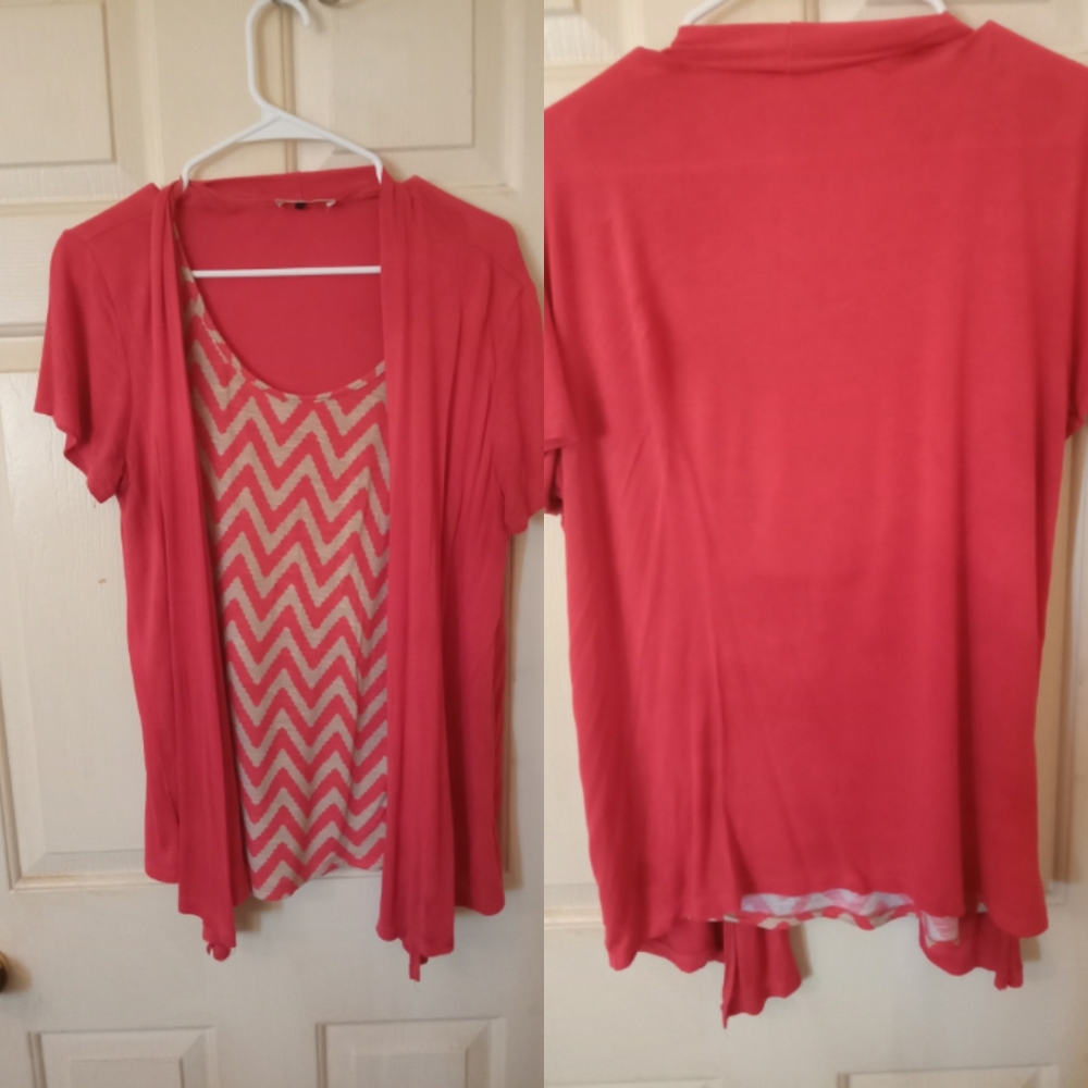 Short sleeved blouse